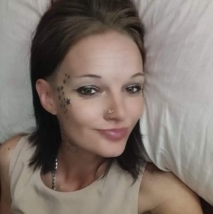 Meet your Posher, Jessica n eric